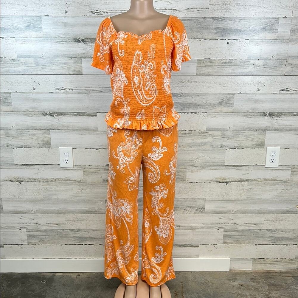 Cato Smocked Floral Crinkle Fabric Pant Set Women’s Size Medium Vacation Summer